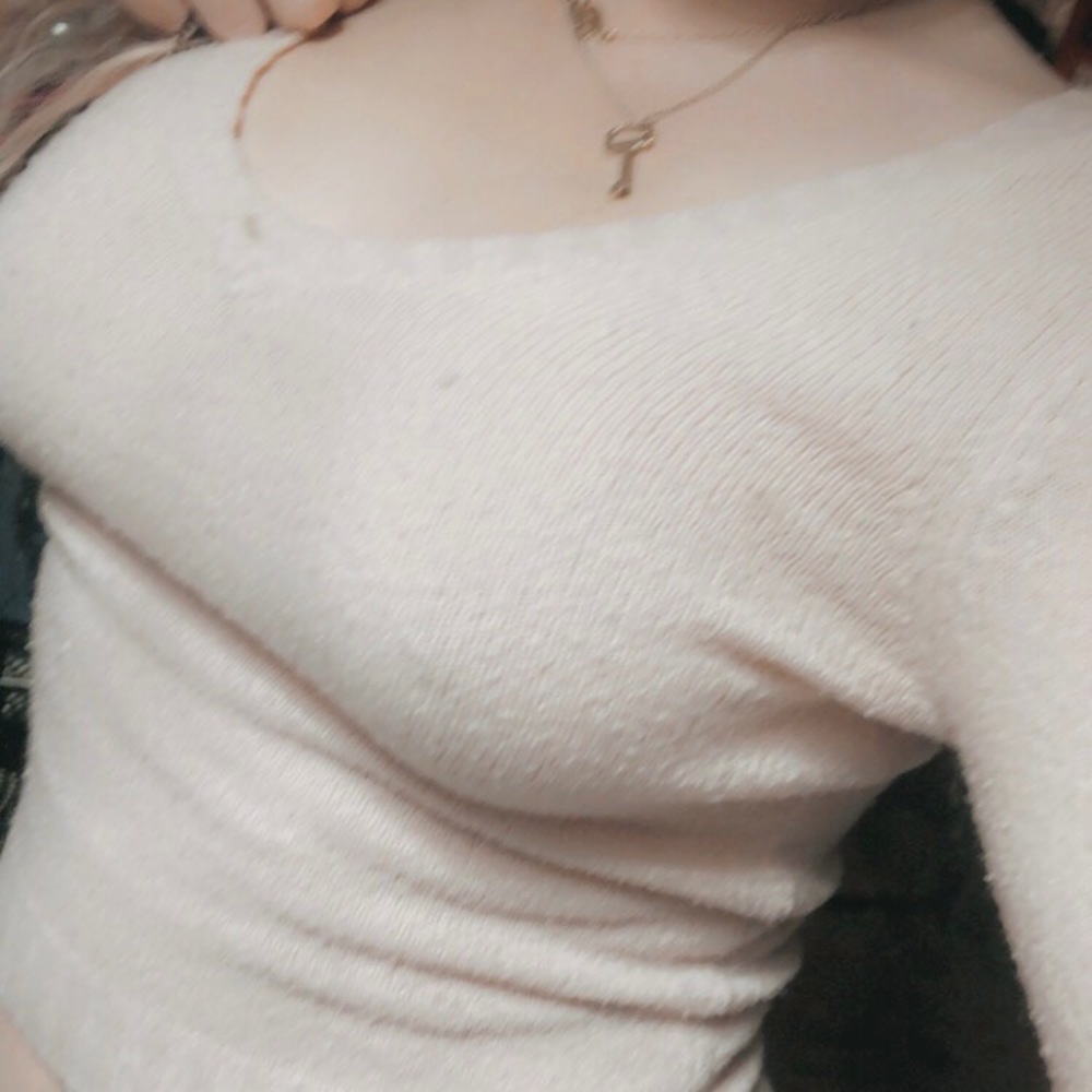 Beautiful light pink sweater